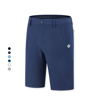 El golf delgado de encargo pone en cortocircuito derecho los pantalones respirables medios del golf