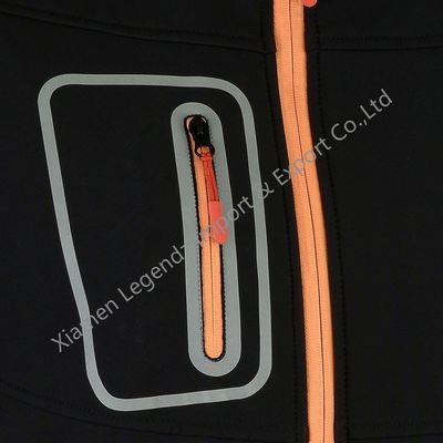 Chaqueta con capucha caliente de Softshell de la cremallera multi del bolsillo de los hombres impermeables al aire libre de la chaqueta de Espandex