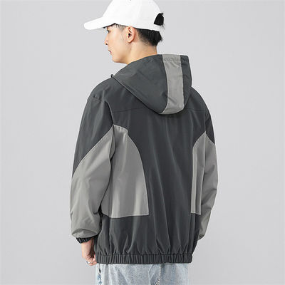 Hombres encapuchados de Grey Jacket Waterproof Windbreaker For de la juventud ordinaria floja del punto