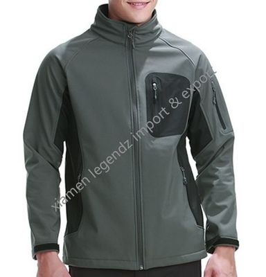 Las chaquetas impermeables del invierno del OEM se divierten la chaqueta respirable de Softshell de la montaña de los hombres