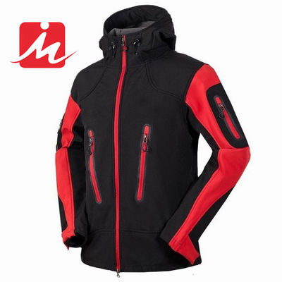 Hombres al aire libre de las chaquetas de Softshell de la prenda impermeable de la montaña que caminan las chaquetas del invierno